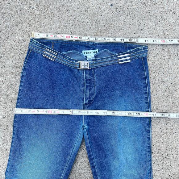 Y2K Tessori Low Rise Flared Bootcut Jeans Silver Buckle Accent | Size 28 x 29 | - Picture 3 of 10